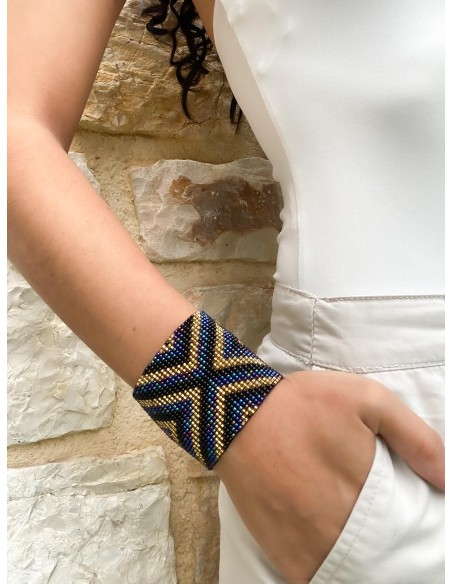 Bracelet large manchette, or clair, bleu pavoreal et noir